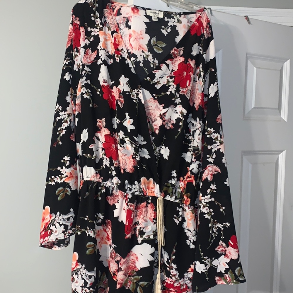 Floral romper perfect for a date night!